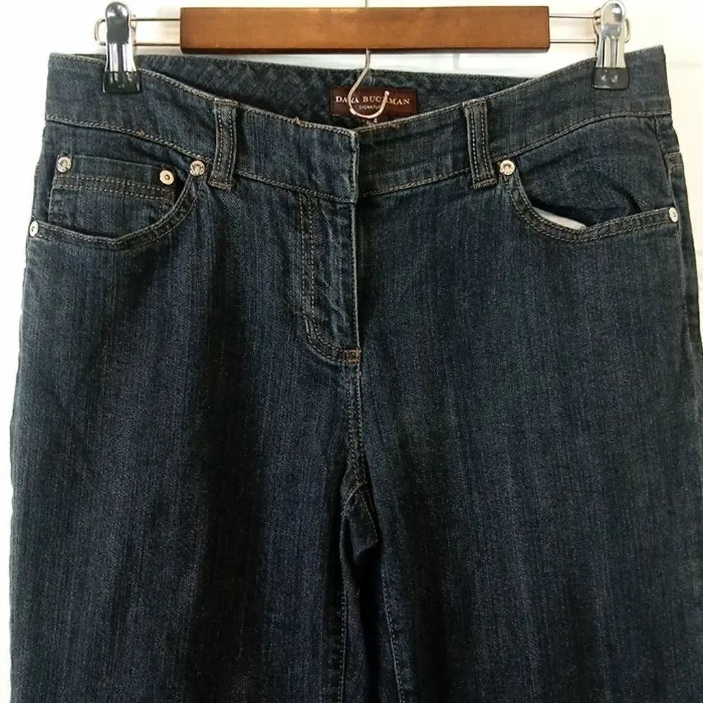 (3/$22) Dana Buchman five pocket cropped jeans